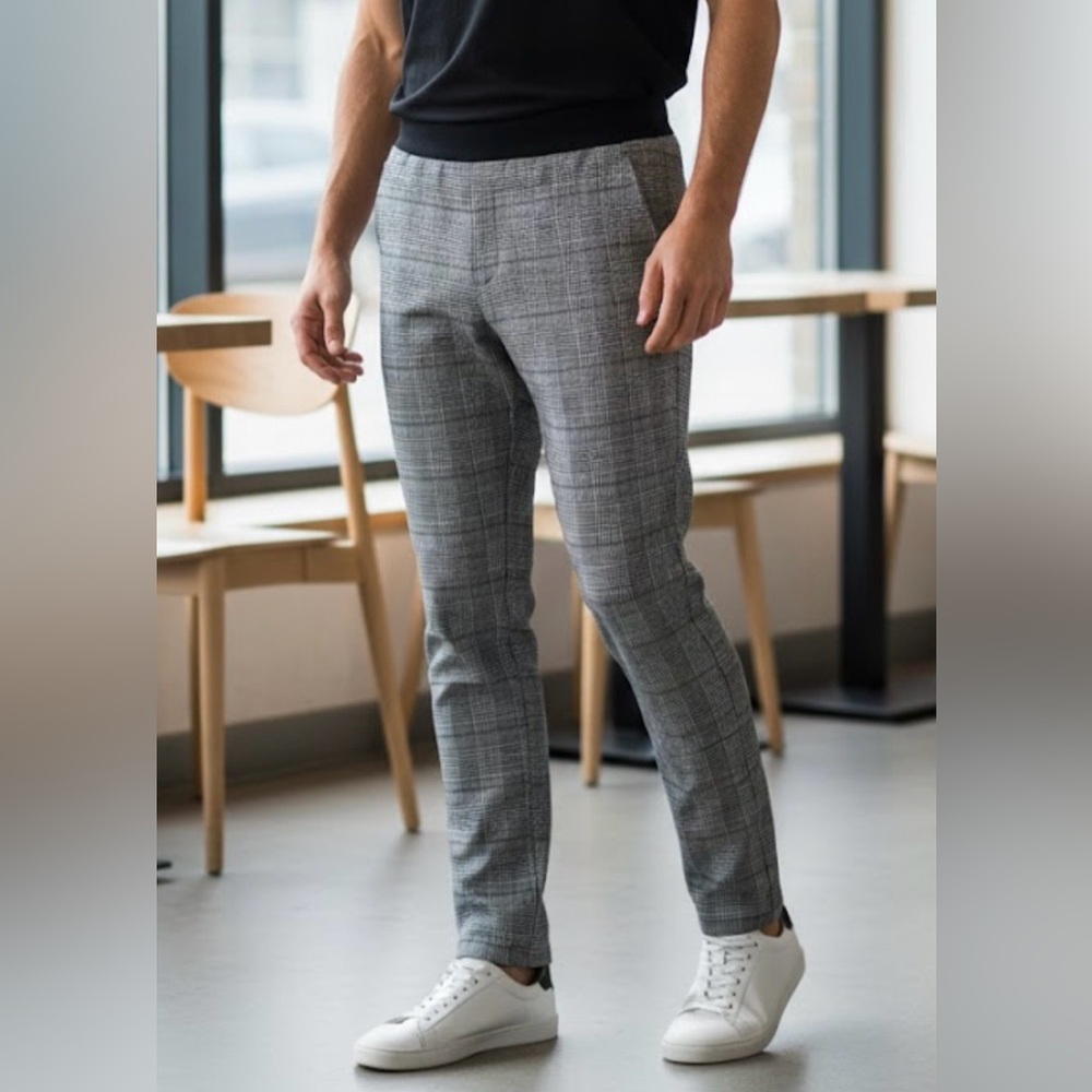 Forever 21 Men's Black and White Pants